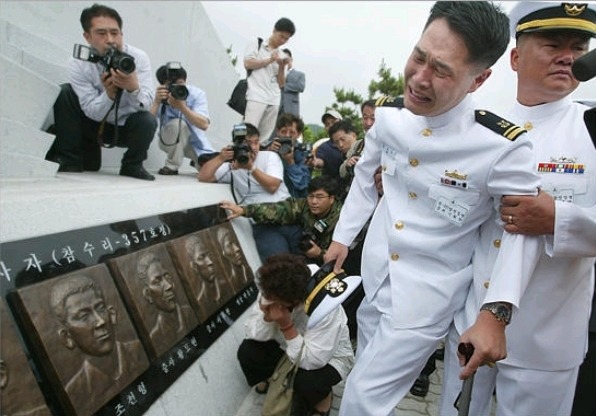 해군 다녀오신 분들은 느낄 수 있는 얼마나 위험했는지 느낄 수 있는 사진.jpg | 인스티즈