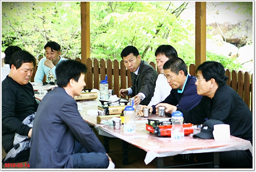 느티나무산장 이미지