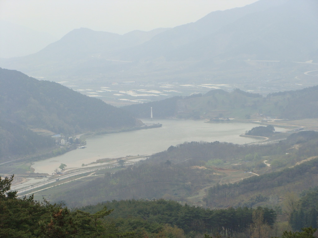 저수지풍경 이미지