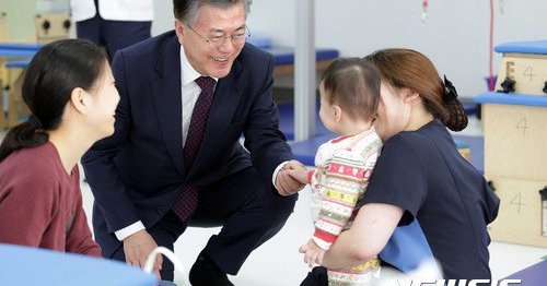 오늘도 열일한 문재인 | 인스티즈