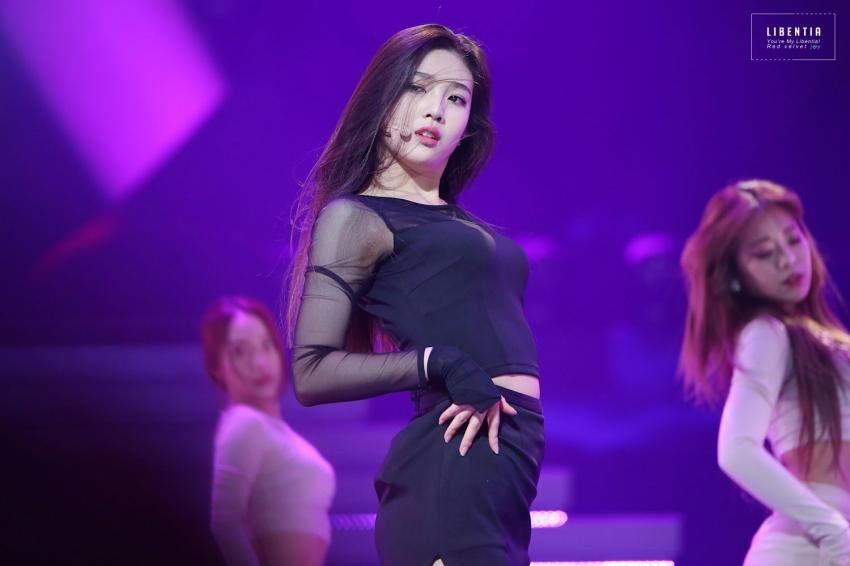 꾸준히 본인이 섹시하다 주장중이었던 조이.jpg | 인스티즈