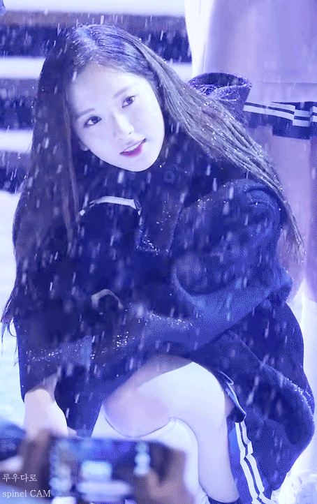 분위기있는 우주소녀 보나 | 인스티즈