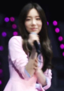 자기 찍덕알아보는 태연.jpgif | 인스티즈