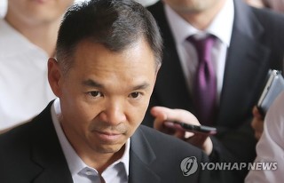 현재 대한민국을 뒤흔들고 있는 우병우 스캔들의 나쁜점과 연결고리 | 인스티즈