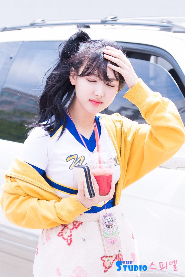 [트와이스] 과즙을 마시는 과즙녀 | 인스티즈