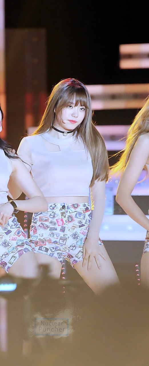 펭귄 펭귄하니까 진짜 펭귄 같아보이는 김소혜 | 인스티즈