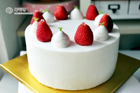 딸기 생크림 케이크.jpg | 인스티즈