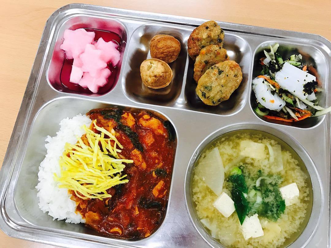 어느 고등학교 급식.jpg | 인스티즈