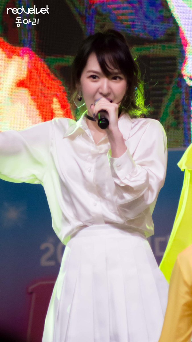 레드벨벳 동아리 회원이 찍은 레드벨벳 사진.JPG | 인스티즈