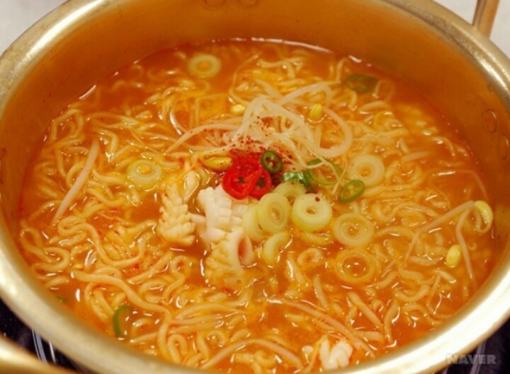 남자 . 라면이 가장 맛있는 순간... | 인스티즈