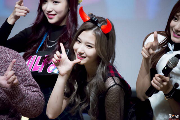 트와이스 사나랑 정연이 | 인스티즈