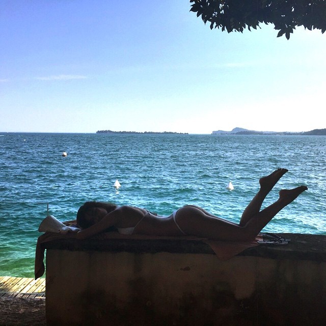 브래들리 쿠퍼를 이 세상에서 행운남 1인자로 만들어준 언니 (15) | 인스티즈