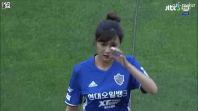 활동기도 아닌데 눈치없이 열일하는 걸그룹 멤버 2명 | 인스티즈