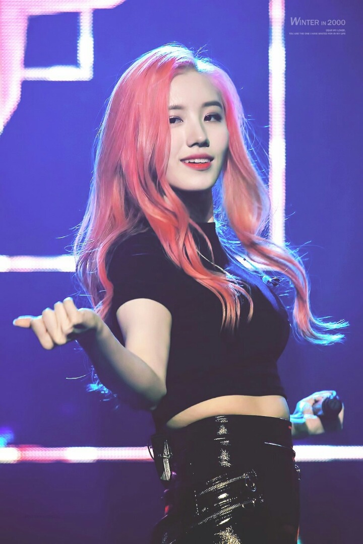 핑크핑크한 프리스틴 시연 | 인스티즈