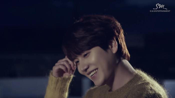  어이없는 규현 신곡 뮤직비디오 캡처 | 인스티즈