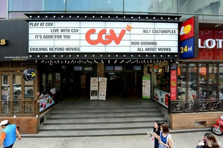 cgv 가격 올랐다고 하더라도 이용한다 vs 다른극장가거나 좀 기다렸다 다운받는다 | 인스티즈