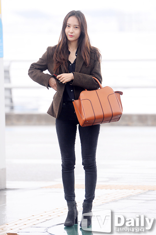 오늘자 크리스탈 | 인스티즈
