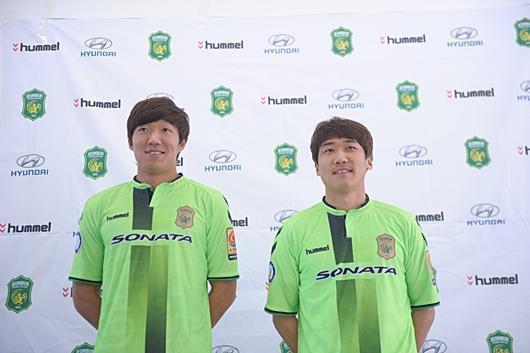 오늘자 실시간 전북현대 미친스쿼드 ㄷㄷㄷㄷㄷ | 인스티즈