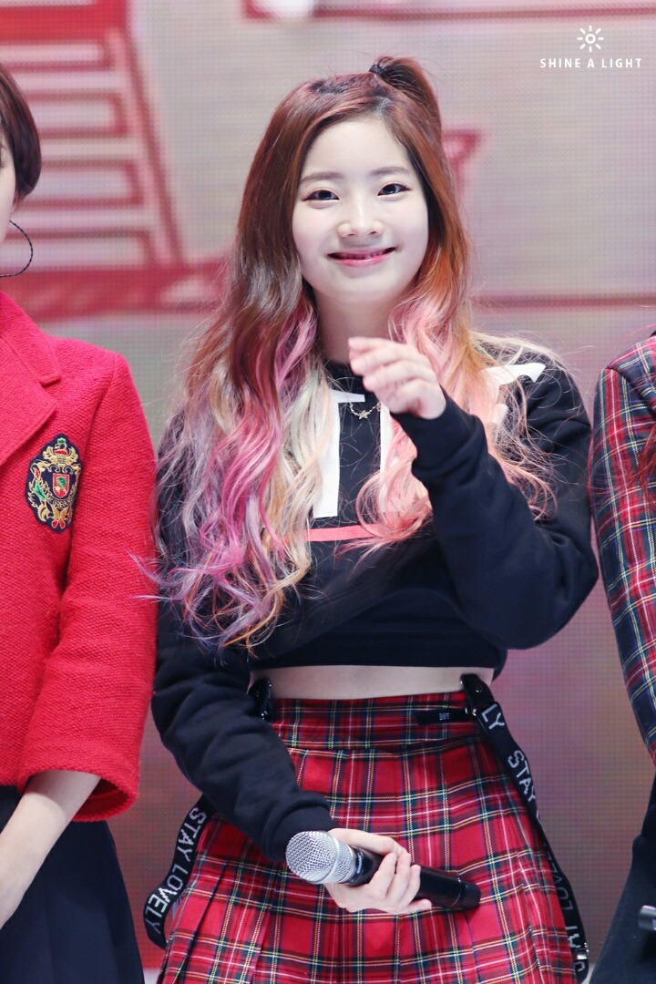 트와이스 복숭아 같은 둡 다현 | 인스티즈