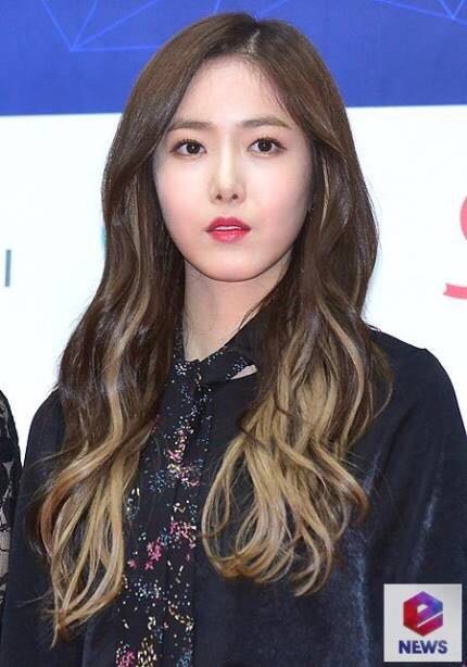 여자친구 GMA 레드카펫 | 인스티즈