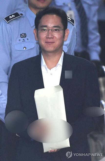 오늘자 싱글벙글 이재용.jpg | 인스티즈