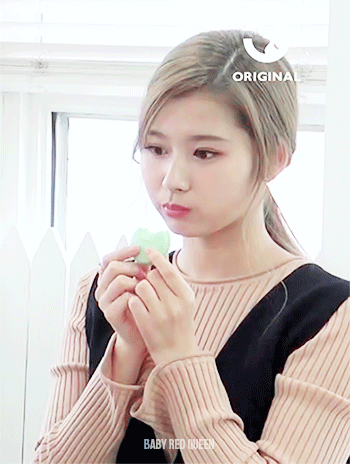 트와이스 사나 여물 씹는 모습.gif | 인스티즈