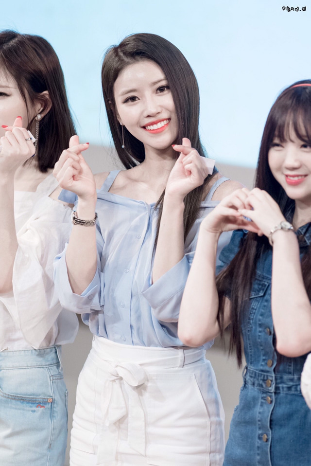[러블리즈] 콜라 마셔서 미주 | 인스티즈