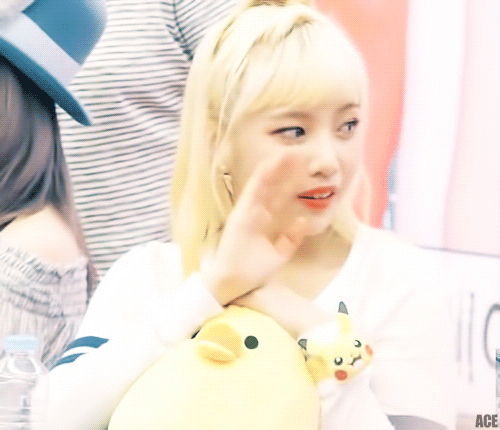 청순 섹시 귀여움 다 되는 조이.jpgif | 인스티즈
