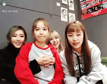 오늘자 마마무 | 인스티즈