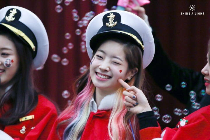 트와이스 복숭아 같은 둡 다현 | 인스티즈
