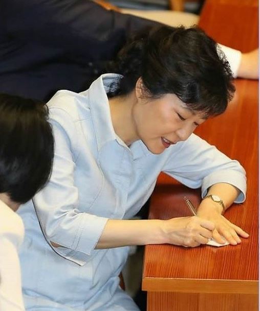 유... 재.... 석.... | 인스티즈