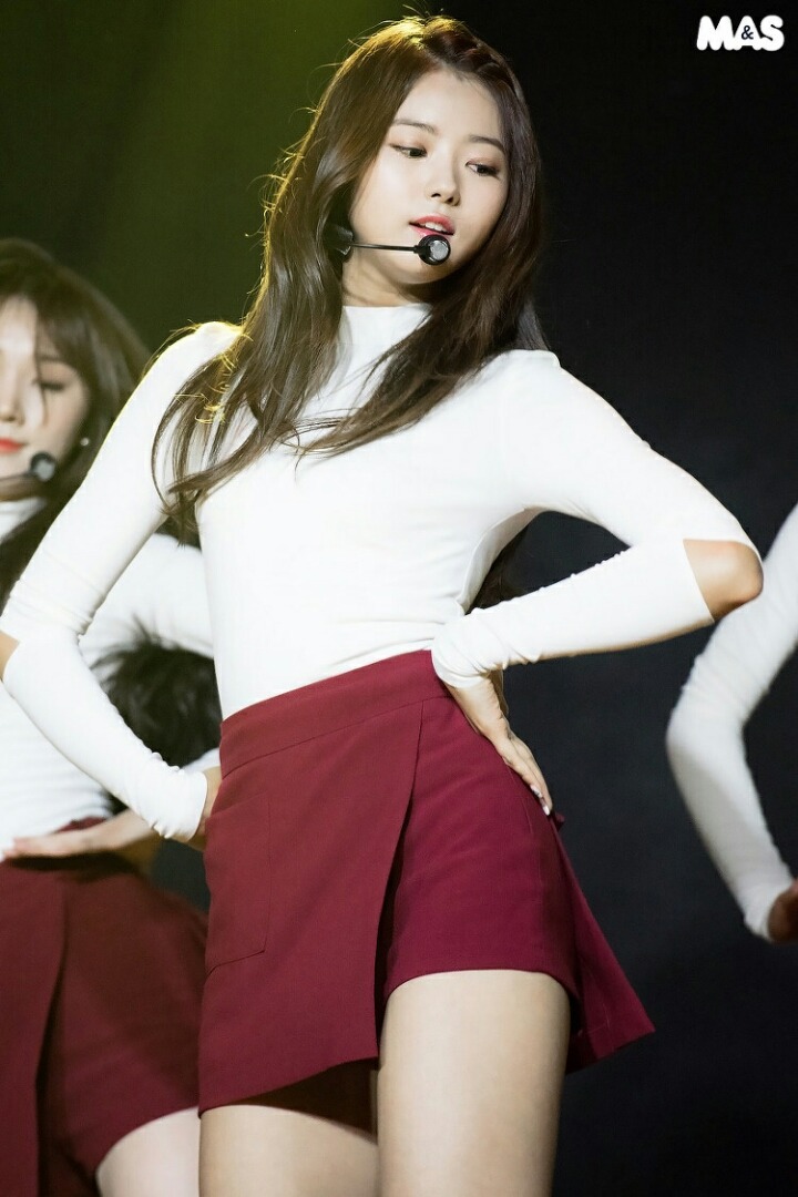 아이오아이와 플레디스걸스의 리더 임나영 | 인스티즈