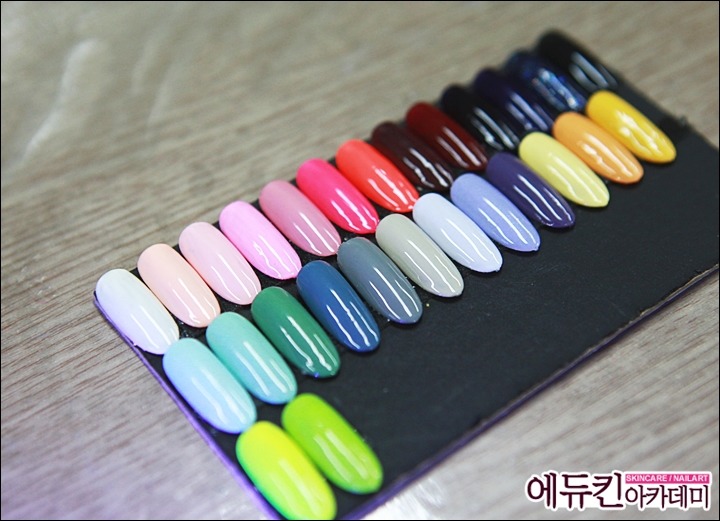 보다;네일 이미지