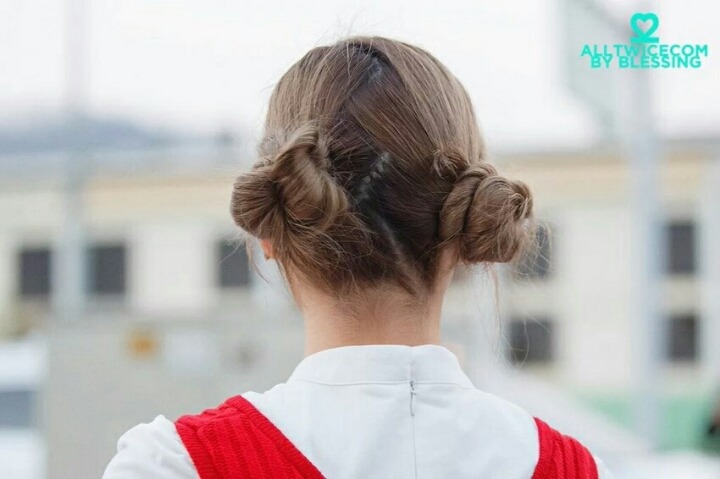 [트와이스] 쓰다듬어 주고 싶은 뒷통수를 가진 사나 | 인스티즈