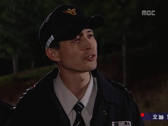 [거침없이하이킥] 장난감으로 싸우는 박해미랑 민용이 ㅋㅋㅋㅋㅋㅋ.jpg | 인스티즈