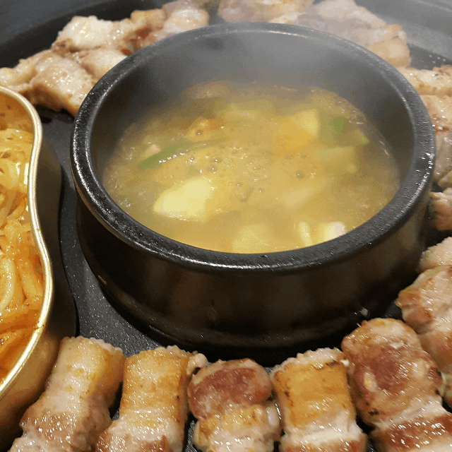 두툼 삼겹살 | 인스티즈
