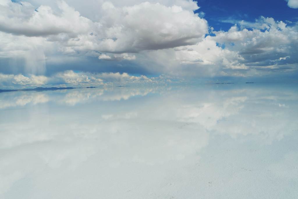 세상에서 가장 큰 거울, 볼리비아 우유니 소금사막 | 인스티즈