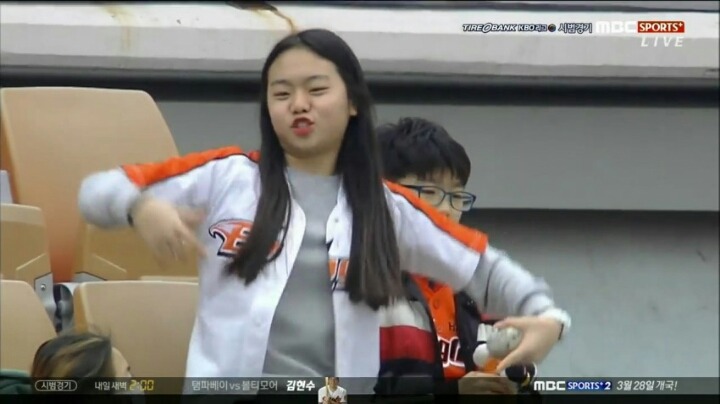 누나를 바라보는 남동생의 현실적인 시선 | 인스티즈