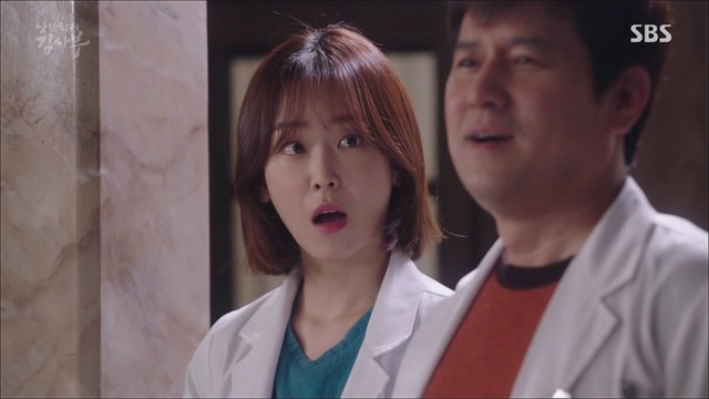[낭만닥터김사부] 수쌤의 응급실 앞 진상 처리법ㅋㅋㅋㅋㅋ.jpgif | 인스티즈
