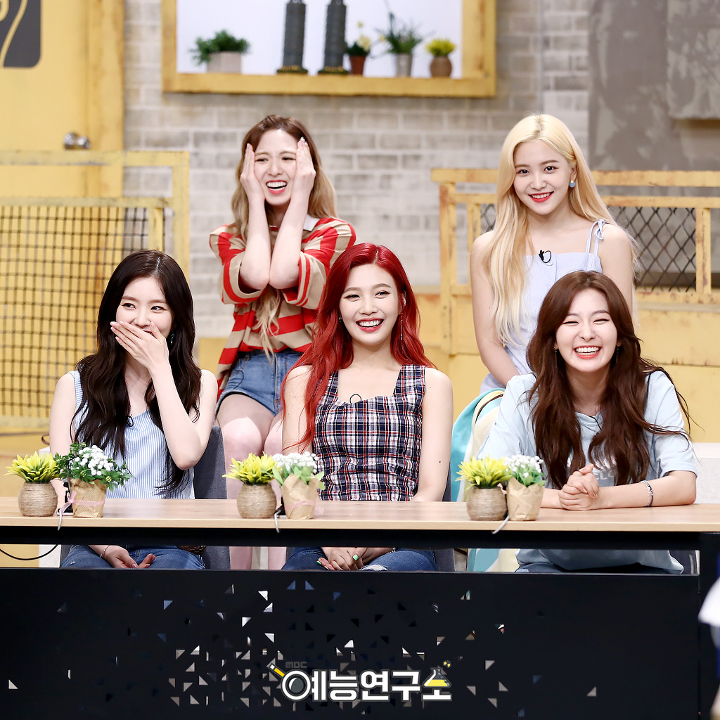 레드벨벳 데뷔 3주년 기념 사진 | 인스티즈