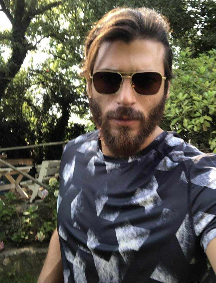 [canyaman] 터키에서 최고의 인기를 달리는 있는 변호사 출신 배우(동생이지만 오빠라고 부르싶긔~♥) | 인스티즈