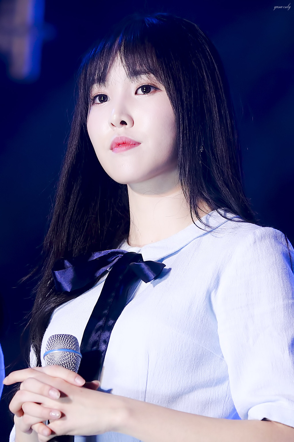 [여자친구] 생일파티에 초대받아서 유주 | 인스티즈