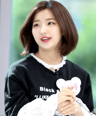 닉값하기 위해 프로미스나인 이새롬 | 인스티즈