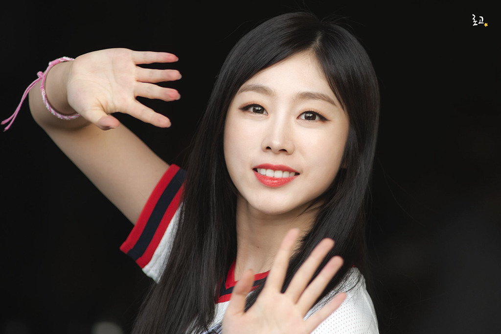 [러블리즈] 츄러스 생각이나서 지수 | 인스티즈