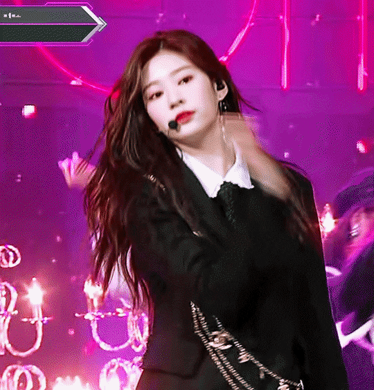 애잔한 개굴아씨 아이즈원 김민주.jpgif | 인스티즈