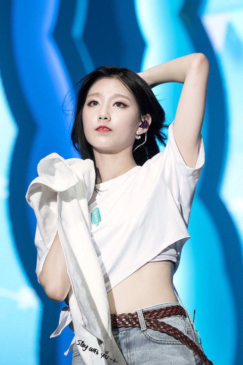 [러블리즈] 저녁에 에스프레소를 마셔서 잠이 오지 않을 것 같아 예인이 | 인스티즈