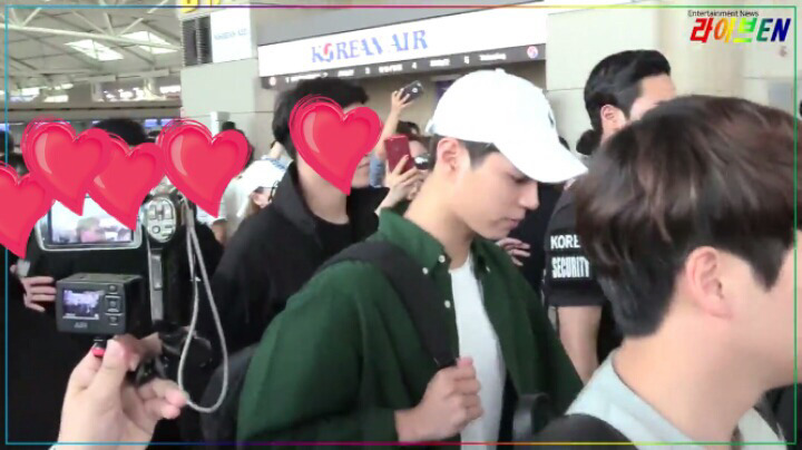박보검 90년대 코디.. ㄷㄷㄷ | 인스티즈