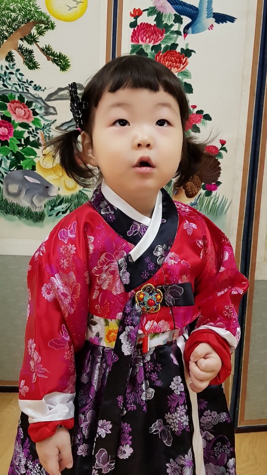 설하한복 이미지