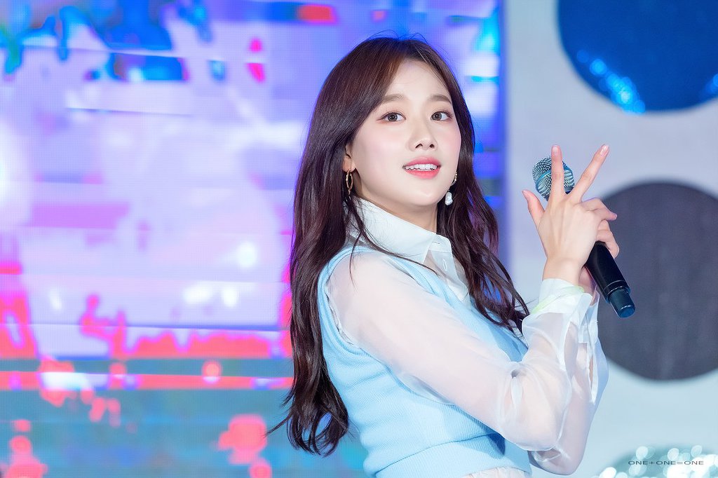 얼굴이 꿀잼인 에이프릴 나은이.jpg | 인스티즈