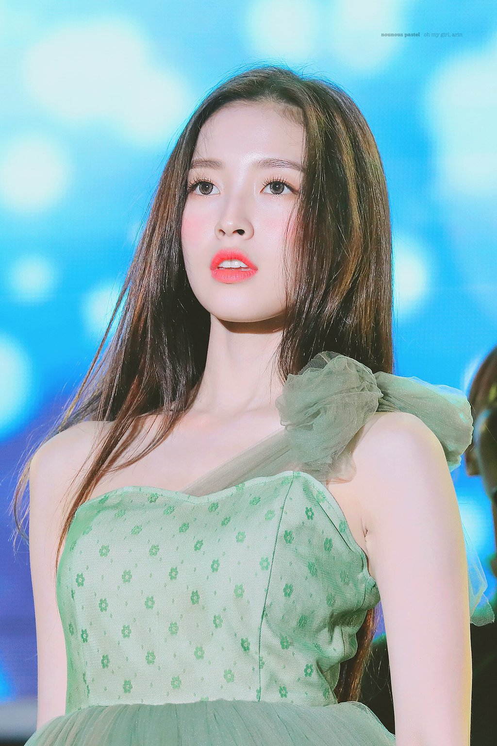 최예원 a.k.a 오마이걸 아린.jpgif | 인스티즈